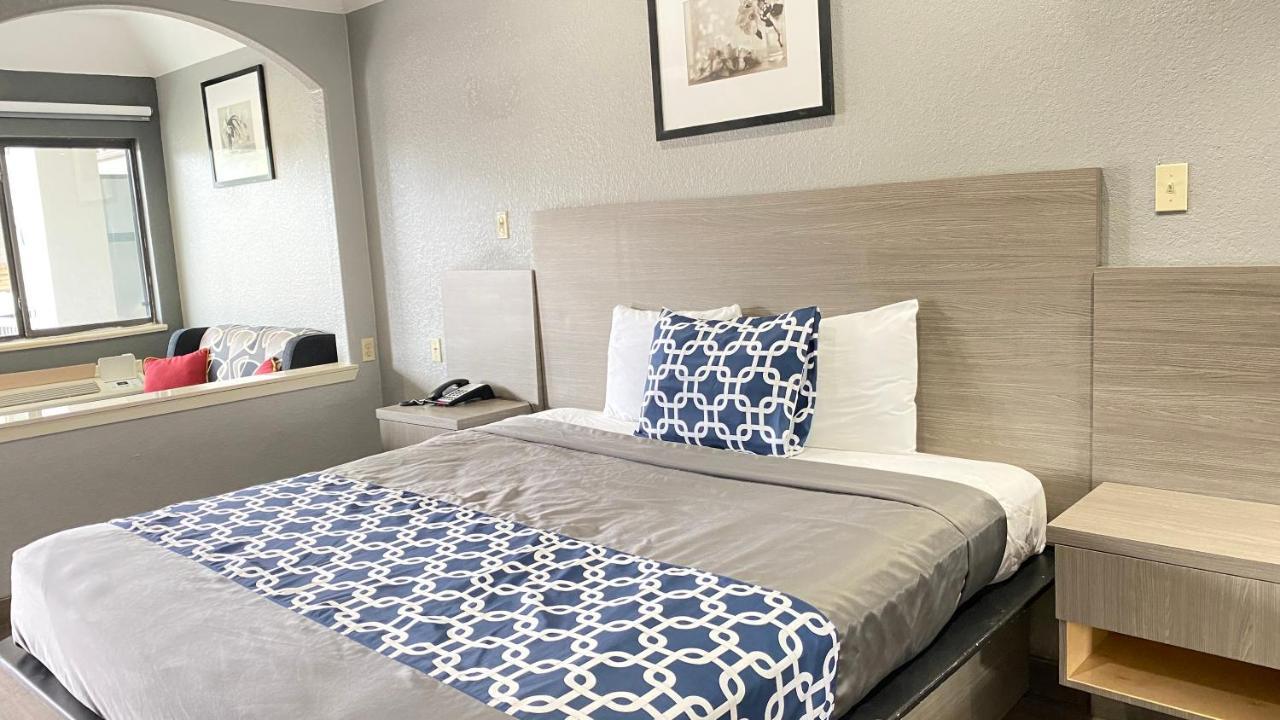 Island Suites Hobby Airport Houston Ngoại thất bức ảnh