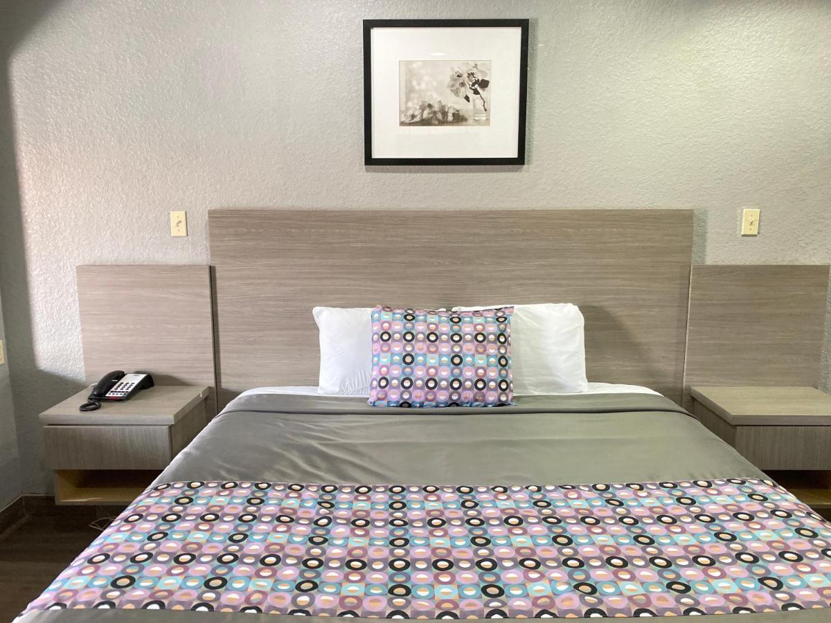 Island Suites Hobby Airport Houston Ngoại thất bức ảnh