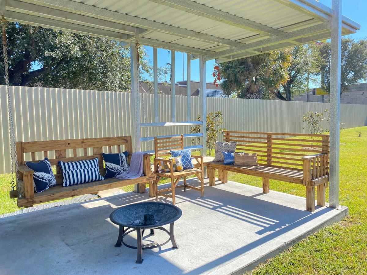 Island Suites Hobby Airport Houston Ngoại thất bức ảnh